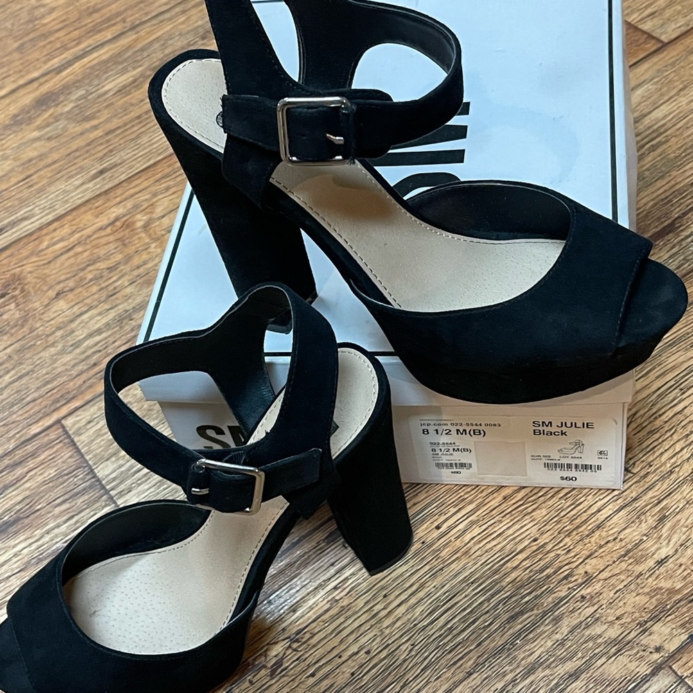 Steve Madden Black Suede Chunky Platform Heels
